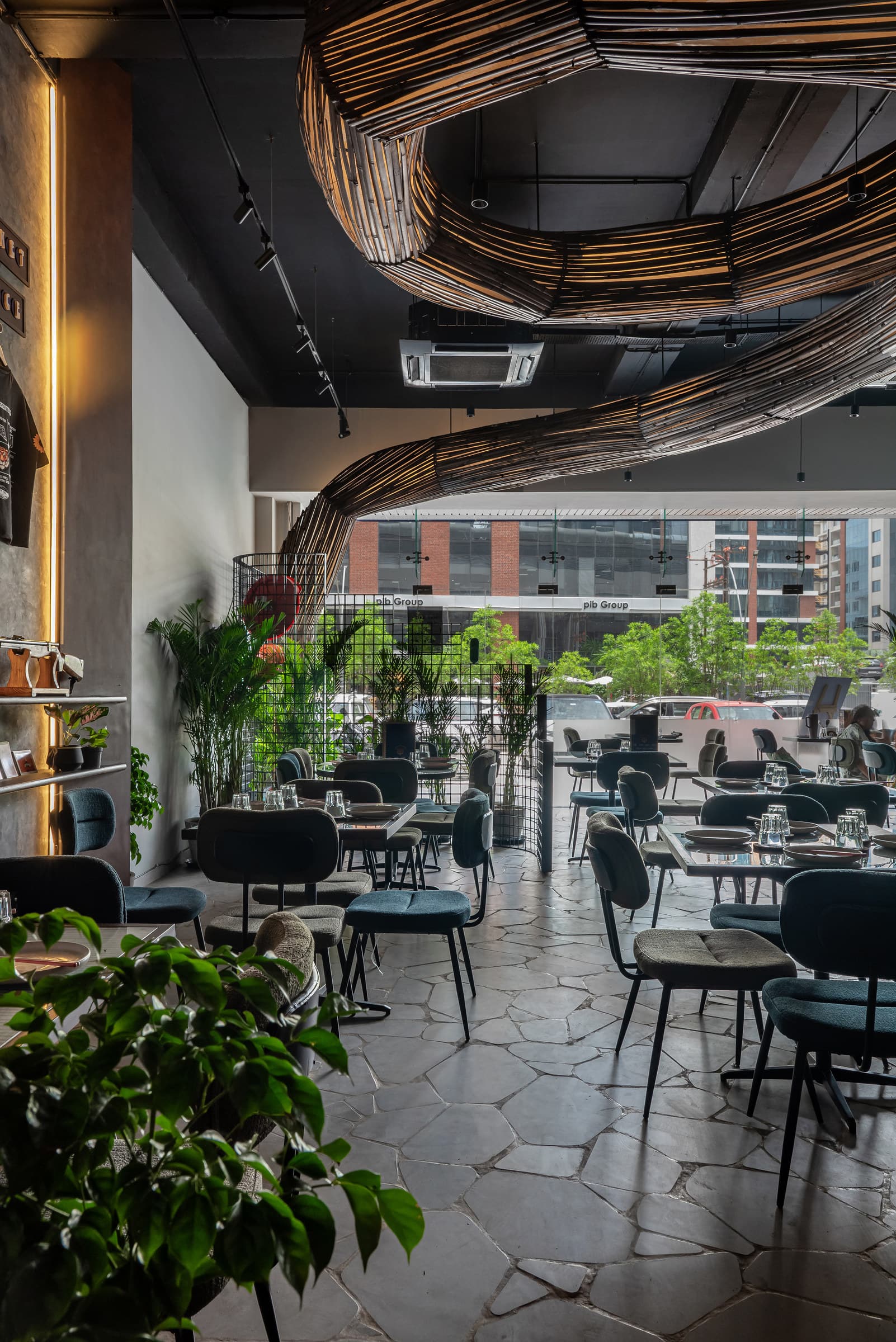 Shaka Café